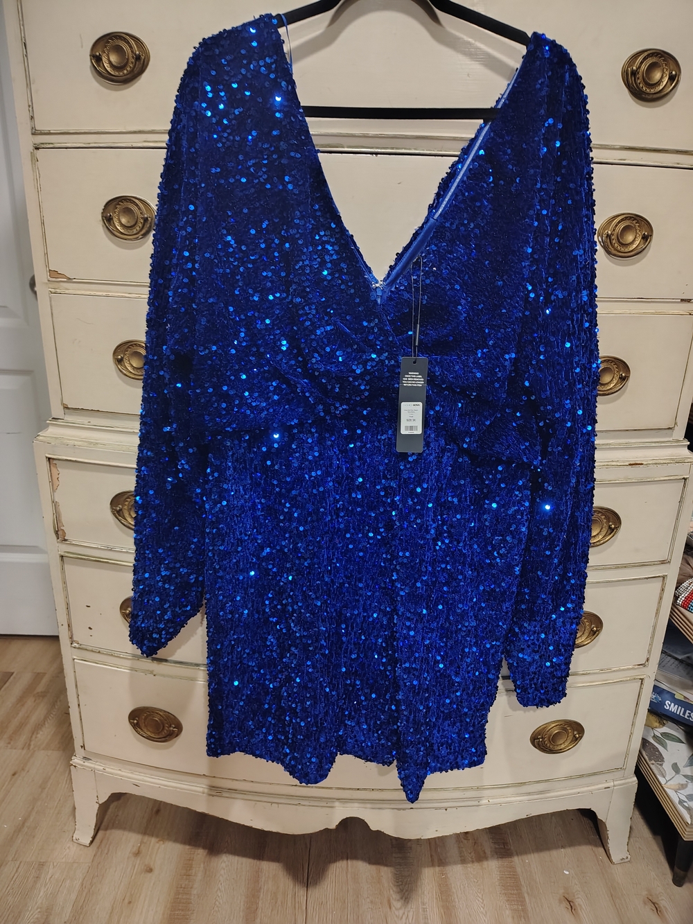 Fashion Nova Royal Blue Sequin Velvet V-Neck Long Sleeve Dress